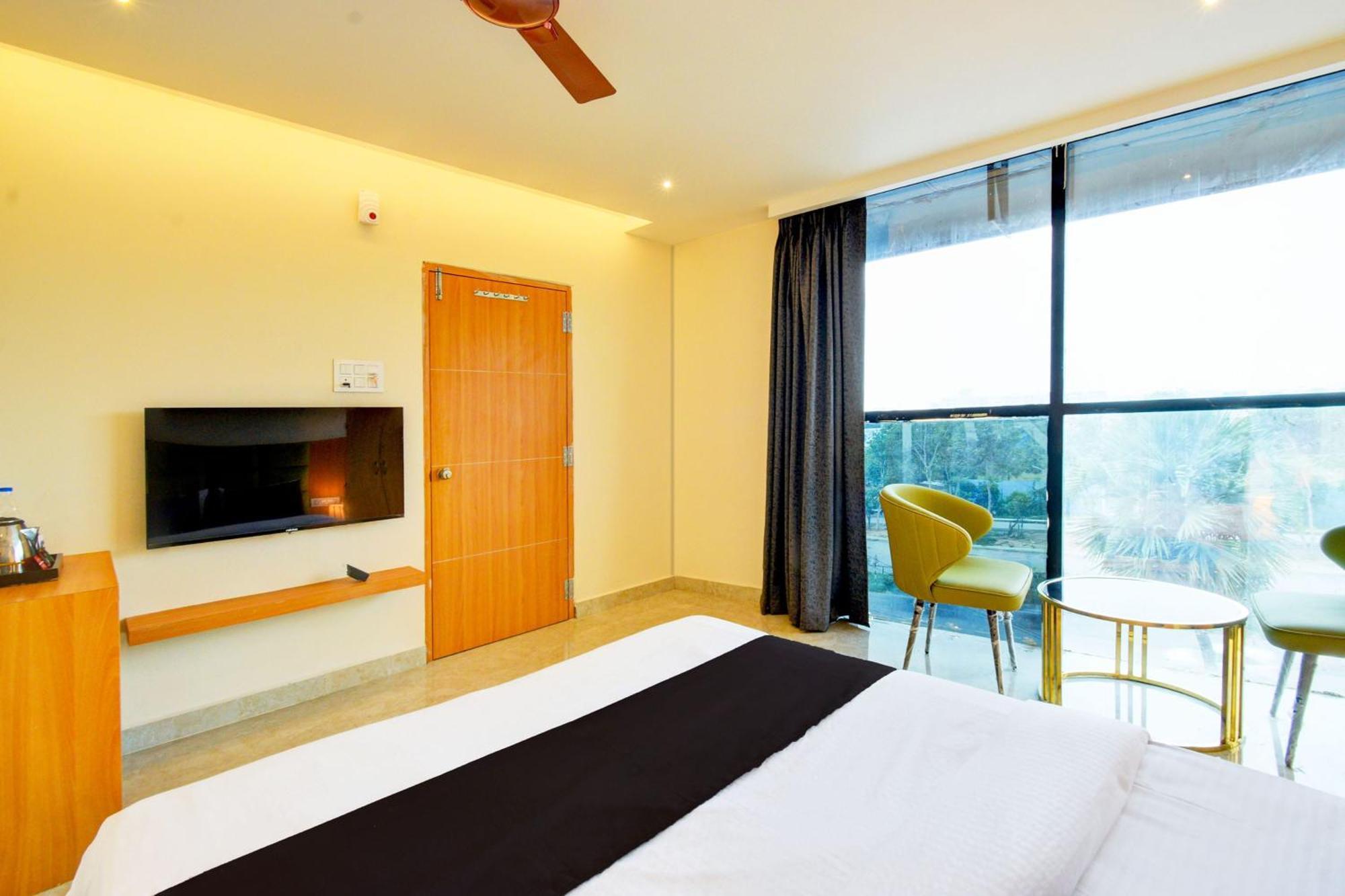 Hotel O Svs Suites Luxury Rooms Trimulgherry 外观 照片