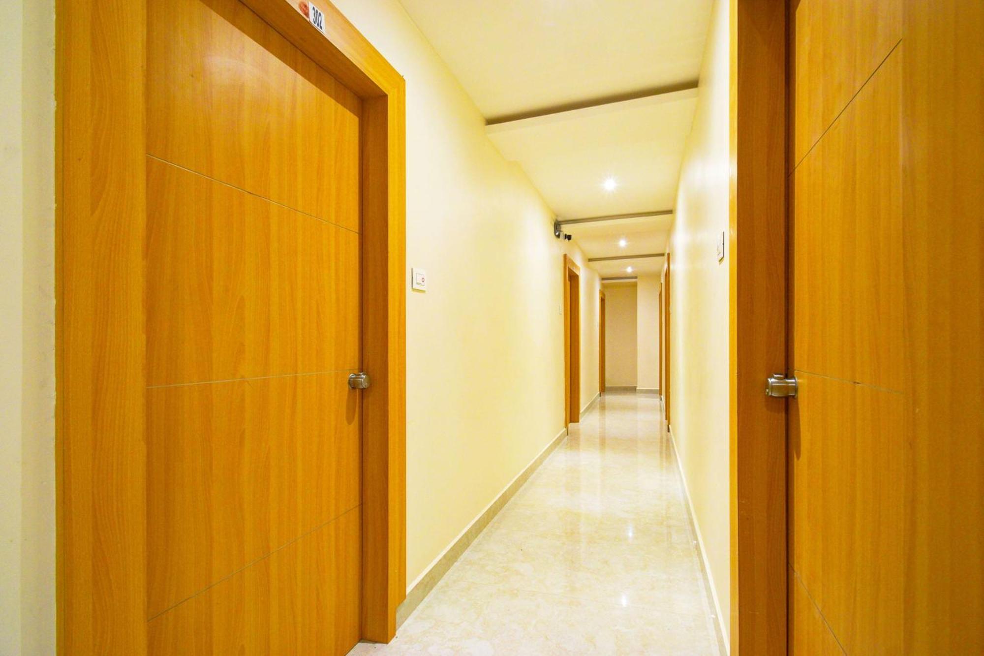 Hotel O Svs Suites Luxury Rooms Trimulgherry 外观 照片