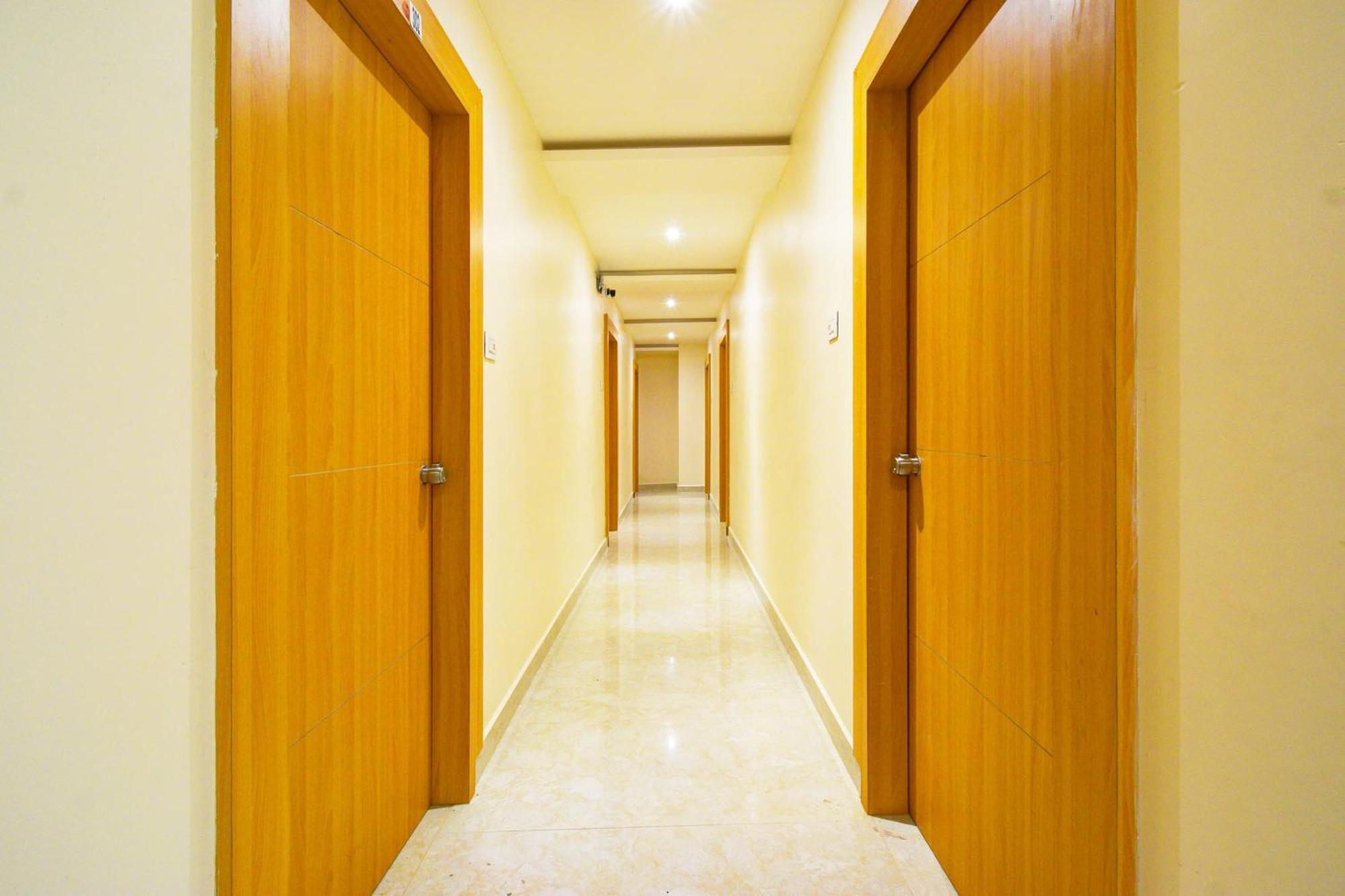 Hotel O Svs Suites Luxury Rooms Trimulgherry 外观 照片