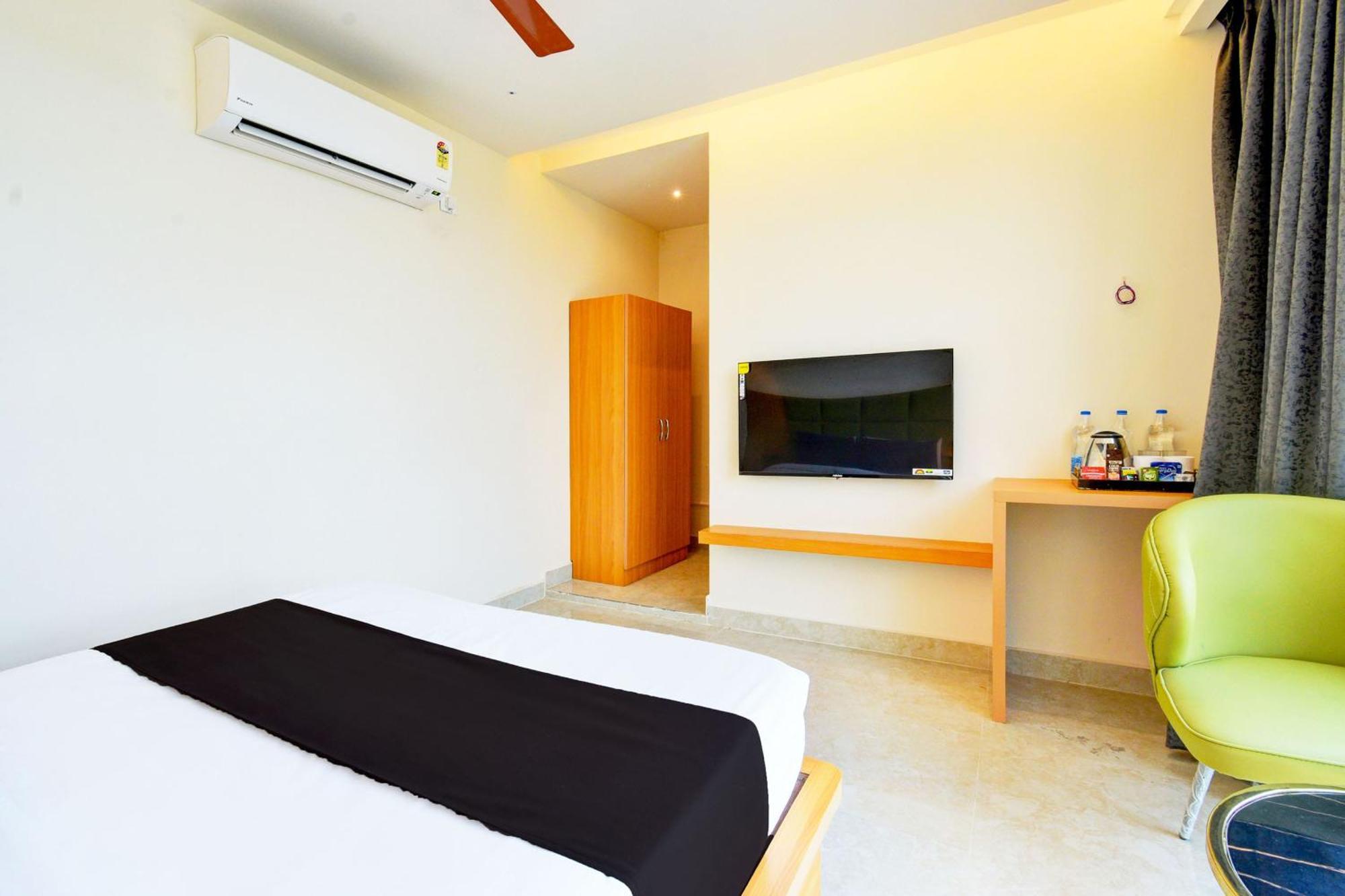 Hotel O Svs Suites Luxury Rooms Trimulgherry 外观 照片
